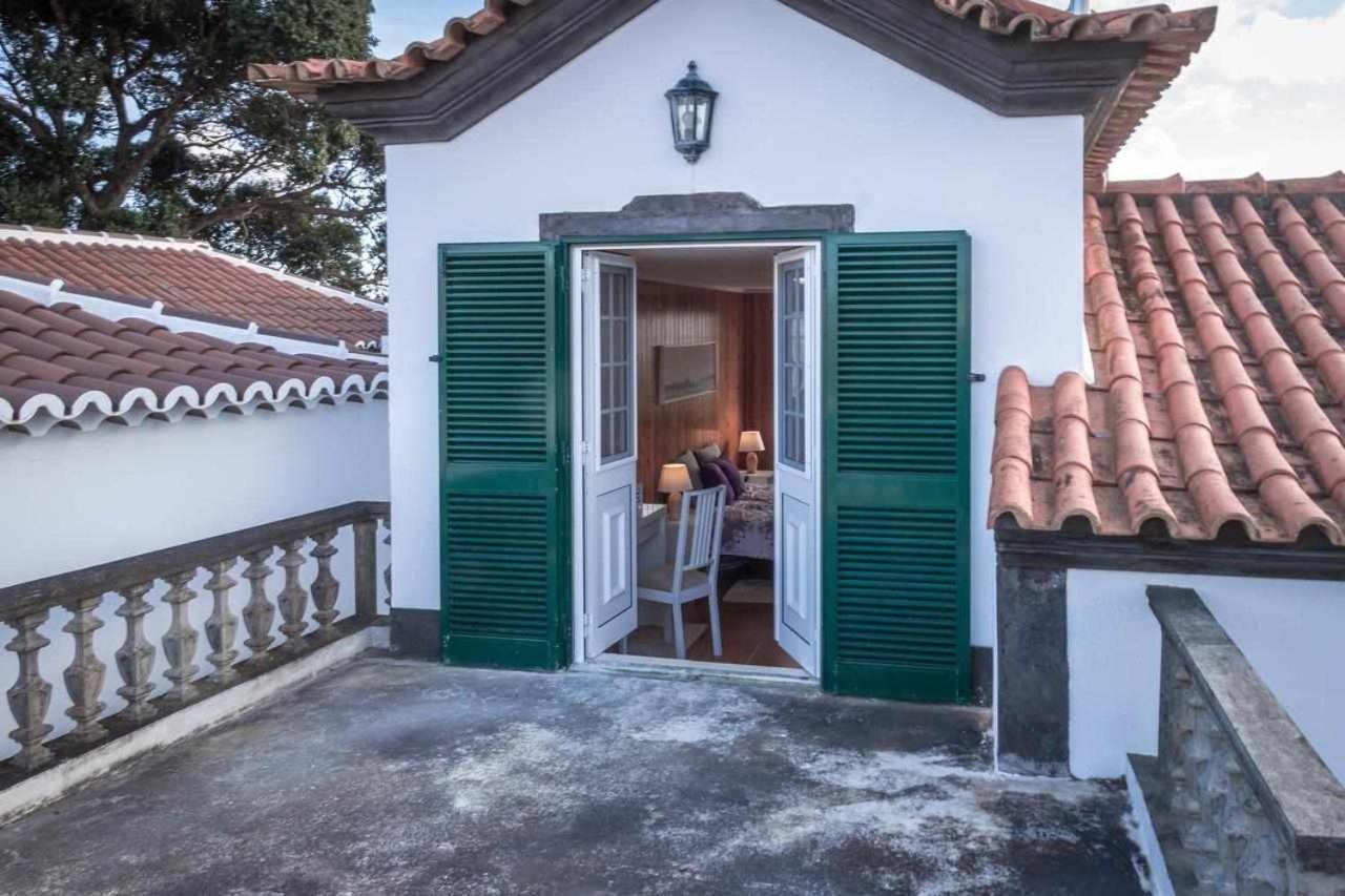 Вилла Vivenda Gomes Al Porto Martins Экстерьер фото