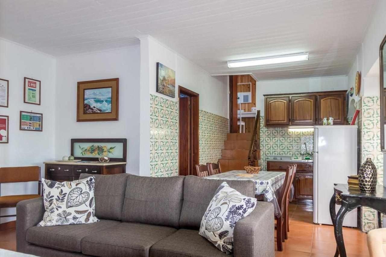 Вилла Vivenda Gomes Al Porto Martins Экстерьер фото