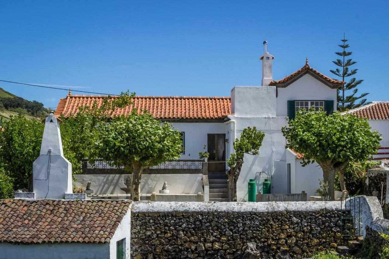 Вилла Vivenda Gomes Al Porto Martins Экстерьер фото